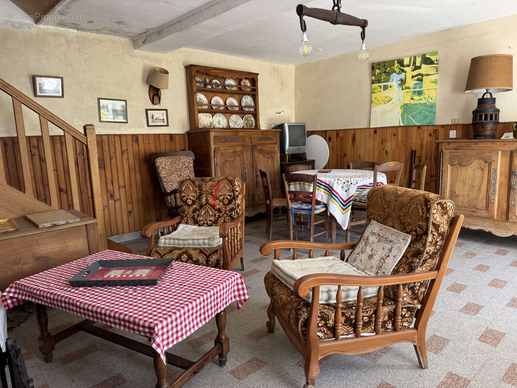 Maison à SAINT-GERMAIN-DE-LA-COUDRE