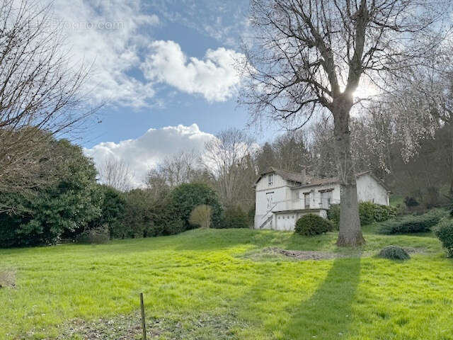 Terrain à VILLENNES-SUR-SEINE
