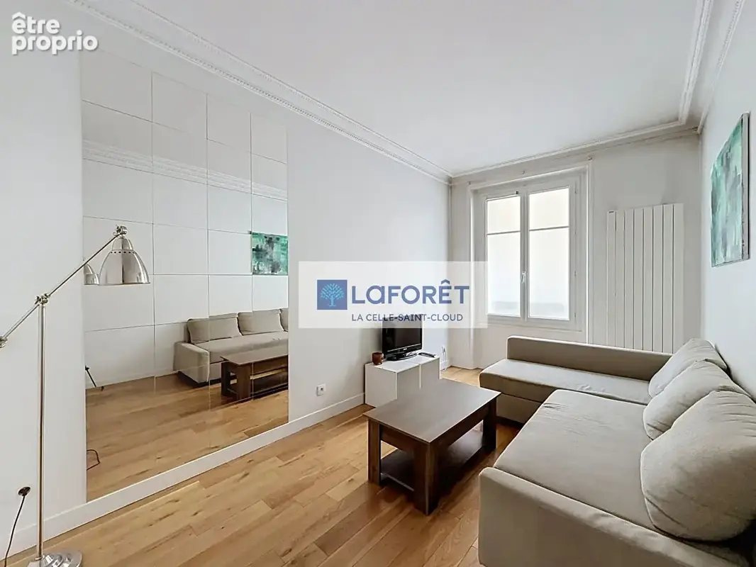 Appartement à PARIS-15E