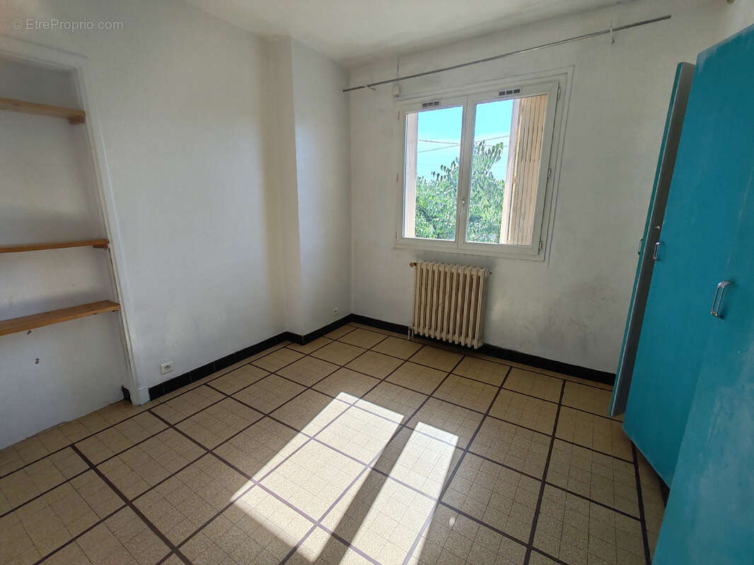 Toulouse Saint-Simon - Dans copropriété de deux biens, T5 avec terrasse et parking - photo 7