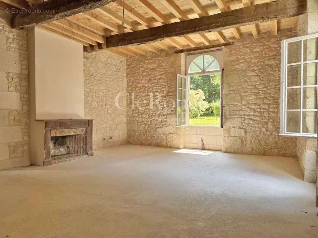 Maison à GENSAC