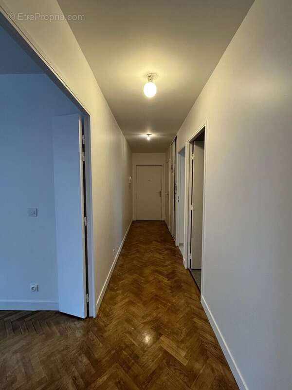 Appartement à PARIS-19E