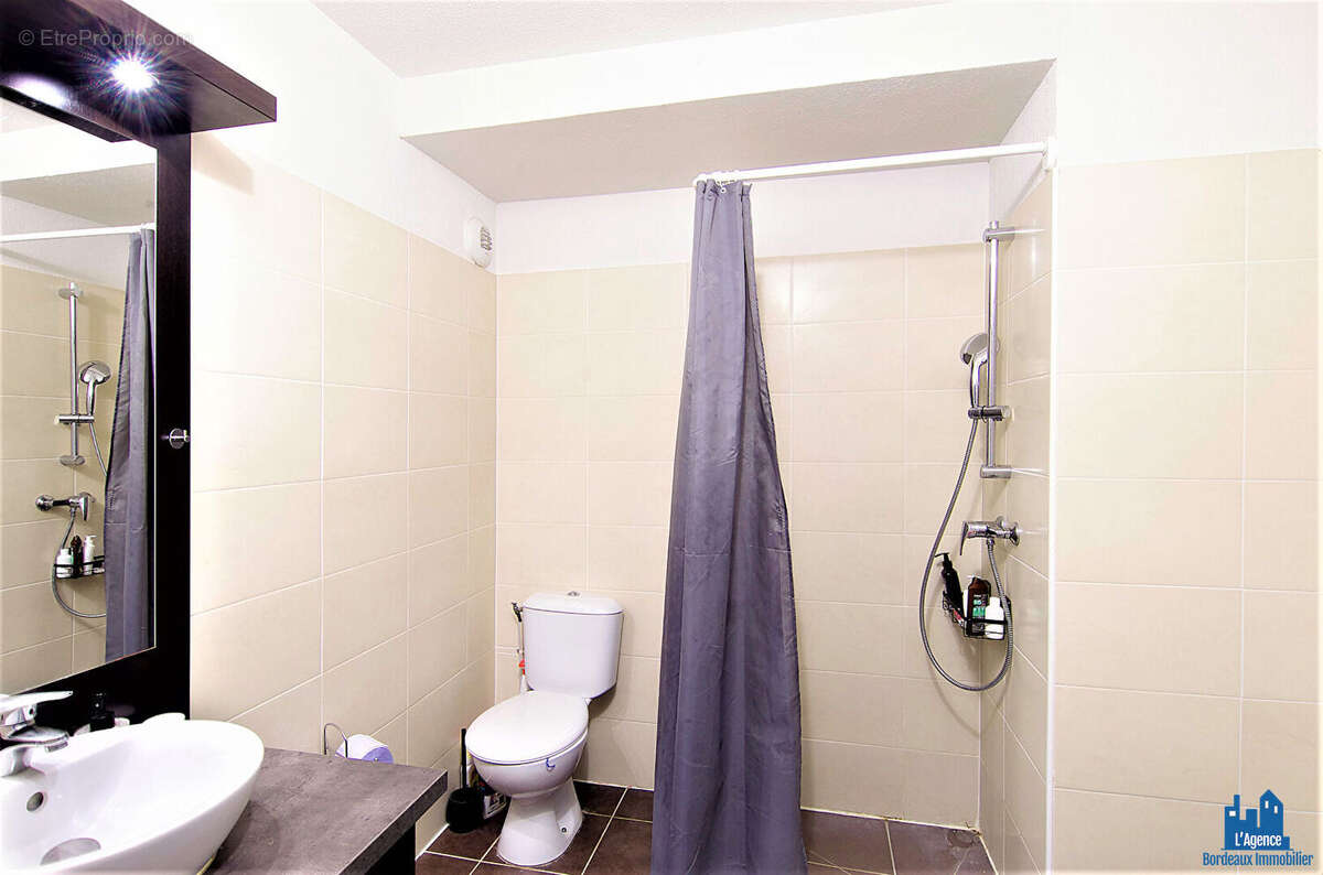 Appartement à BORDEAUX