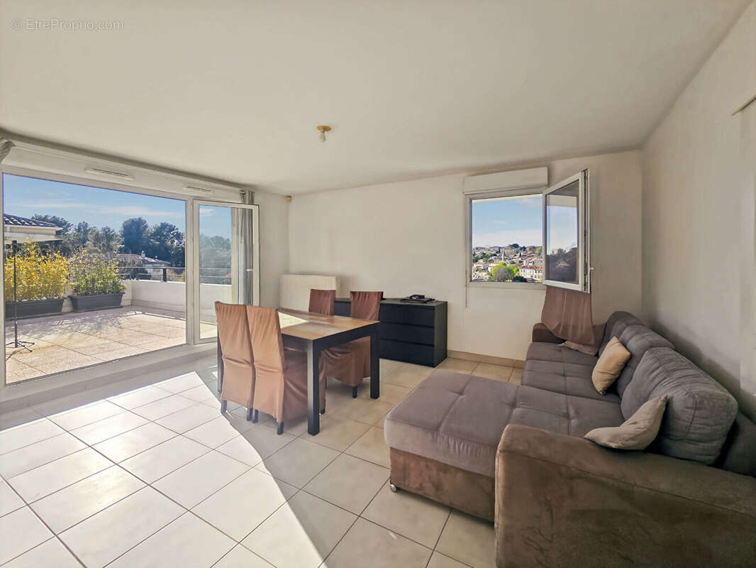 Appartement à MARSEILLE-13E