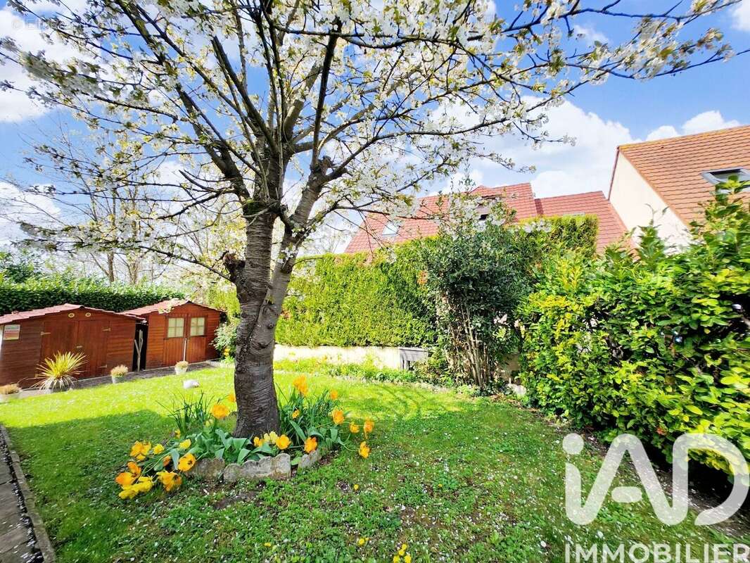 Photo 3 - Maison à SAINT-OUEN-L'AUMONE