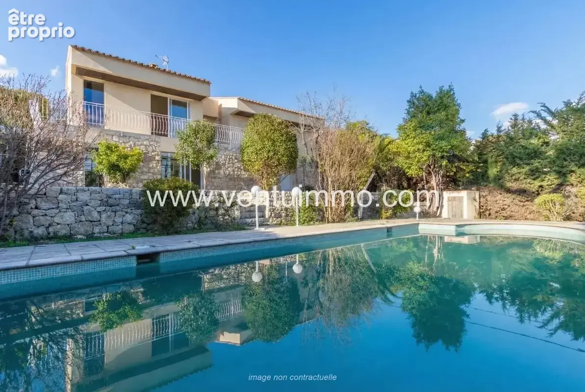 Maison mitoyenne de 111 m² avec piscine à Mougins - photo 11