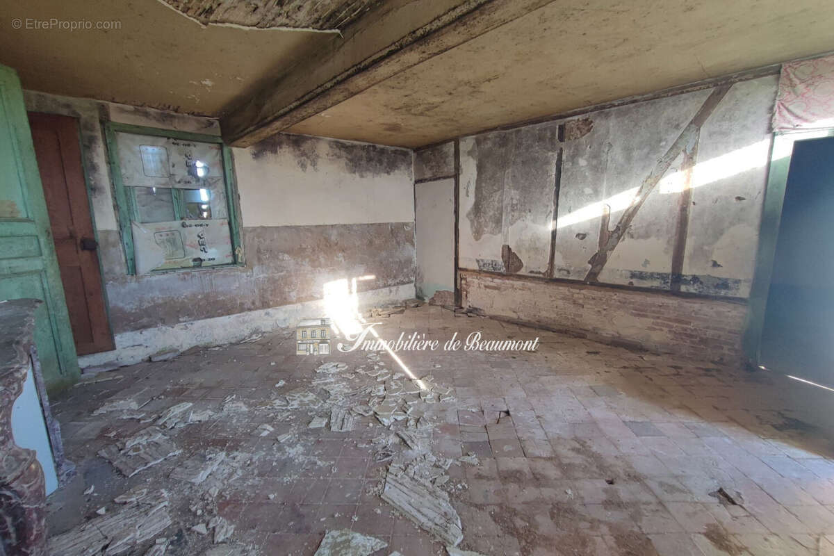 Maison à BEAUMONT-LE-ROGER