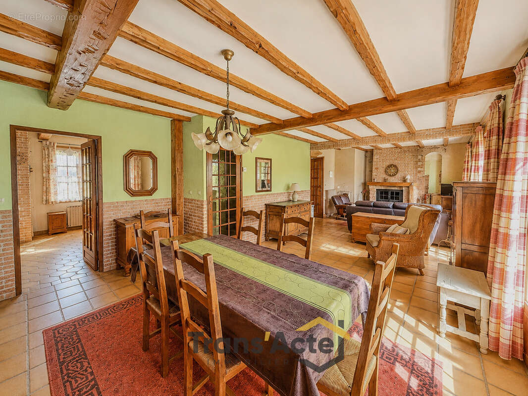 Maison à ACHICOURT