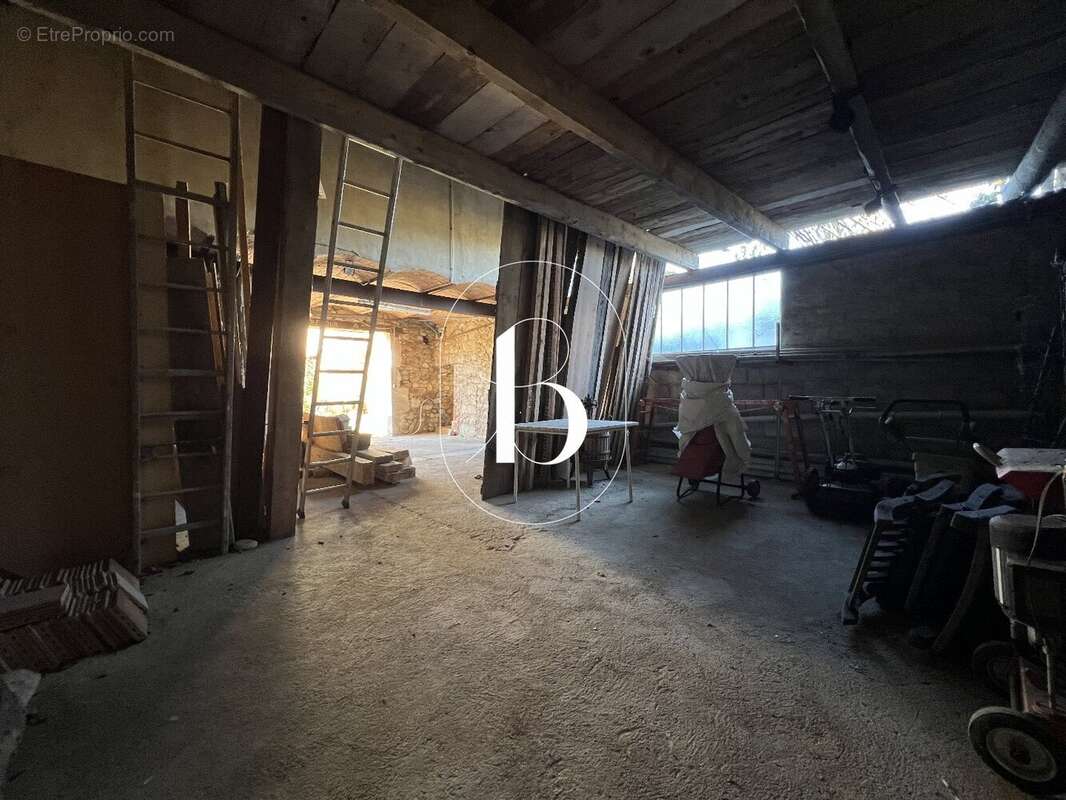 Maison à VALLON-PONT-D'ARC