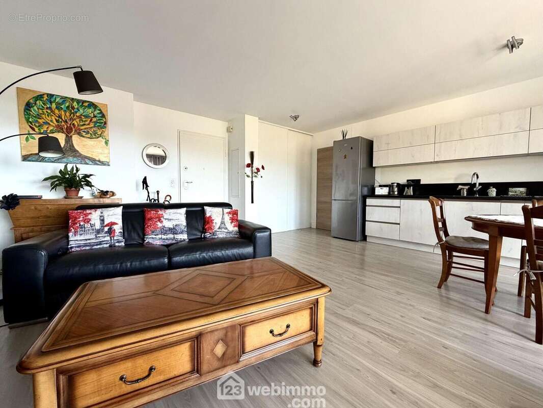 Appartement 72 m² à Borgo  - photo 11
