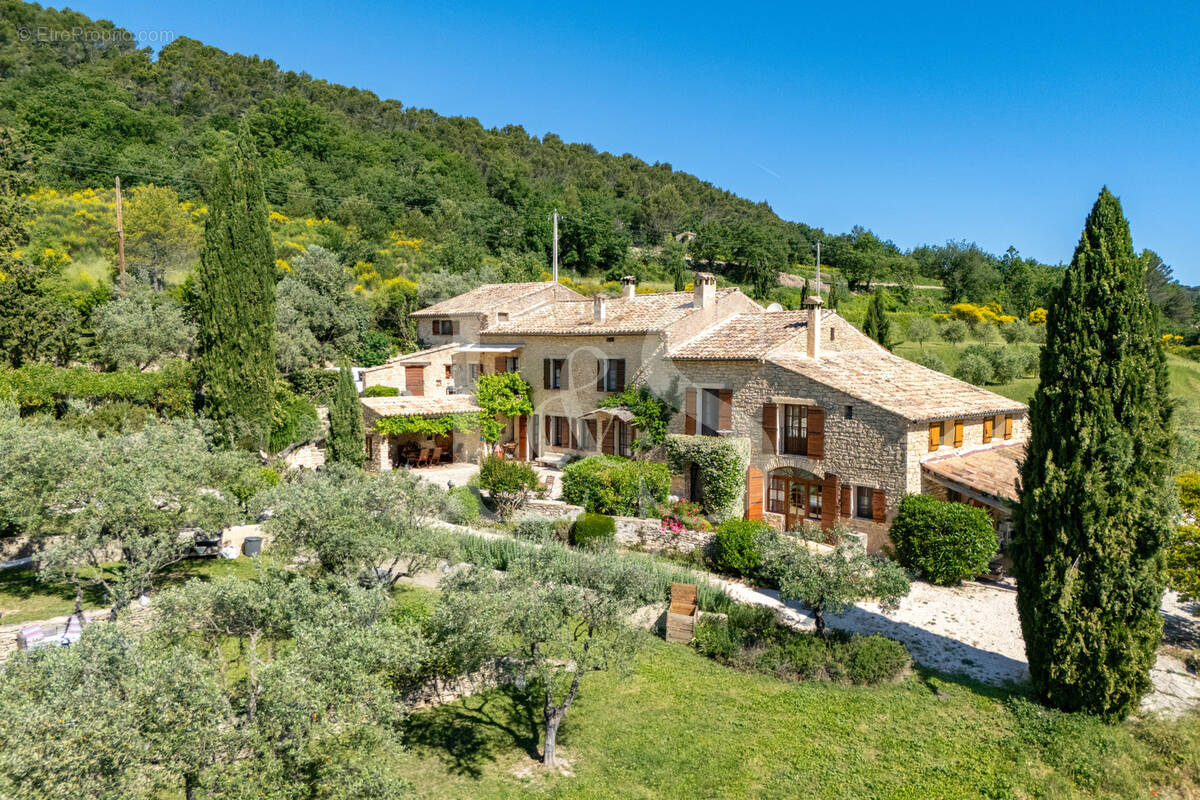 Maison à VAISON-LA-ROMAINE