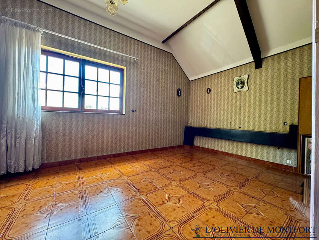 Maison à MONTFORT-L'AMAURY