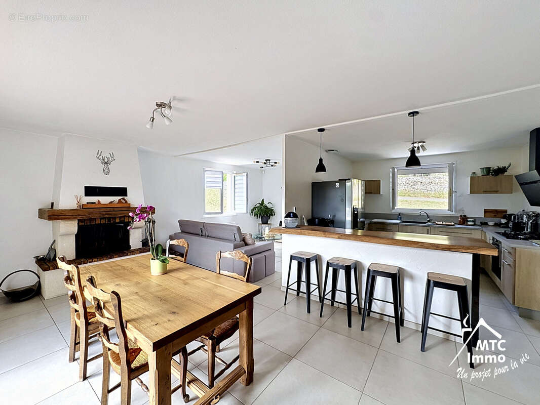 Appartement à PANOSSAS