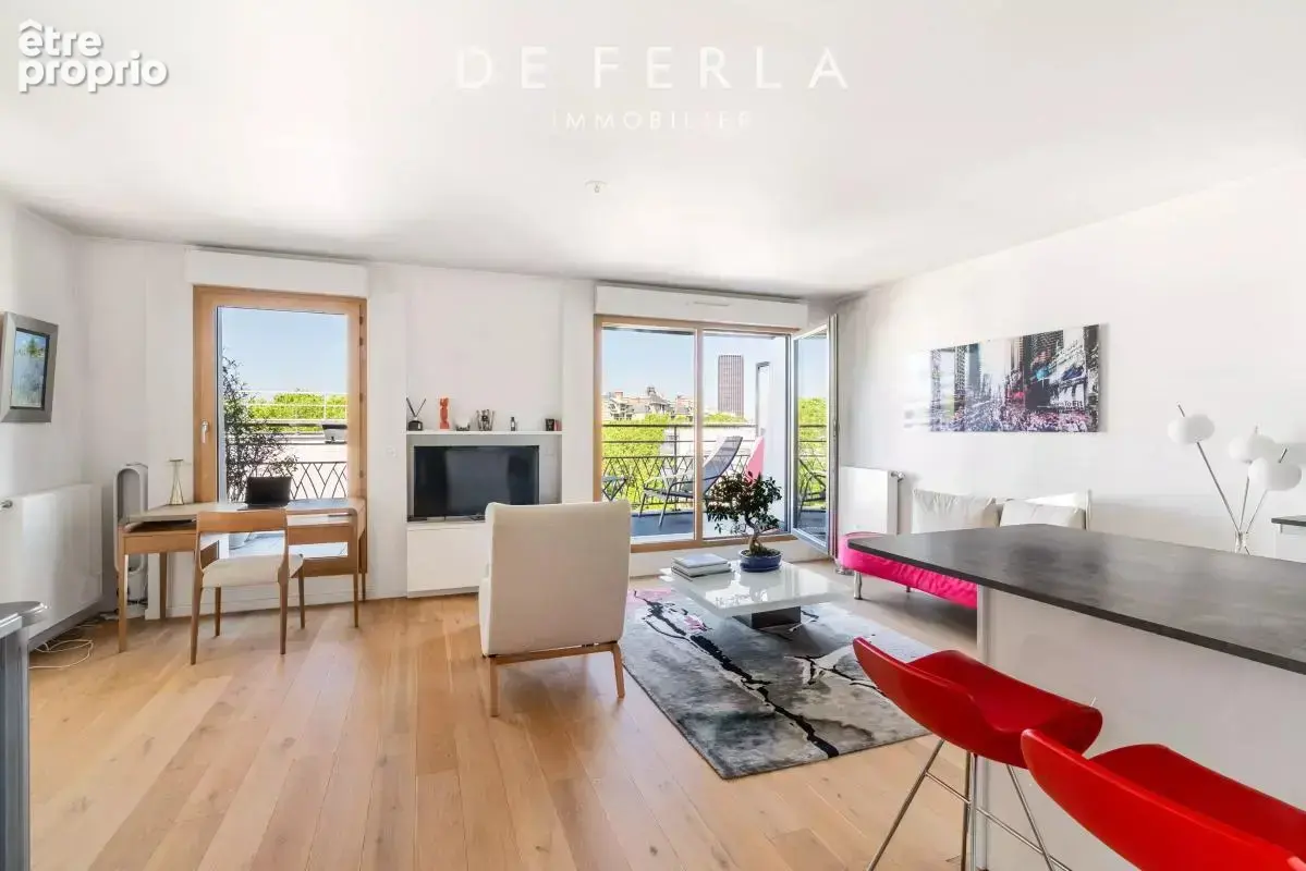 Appartement à PARIS-14E