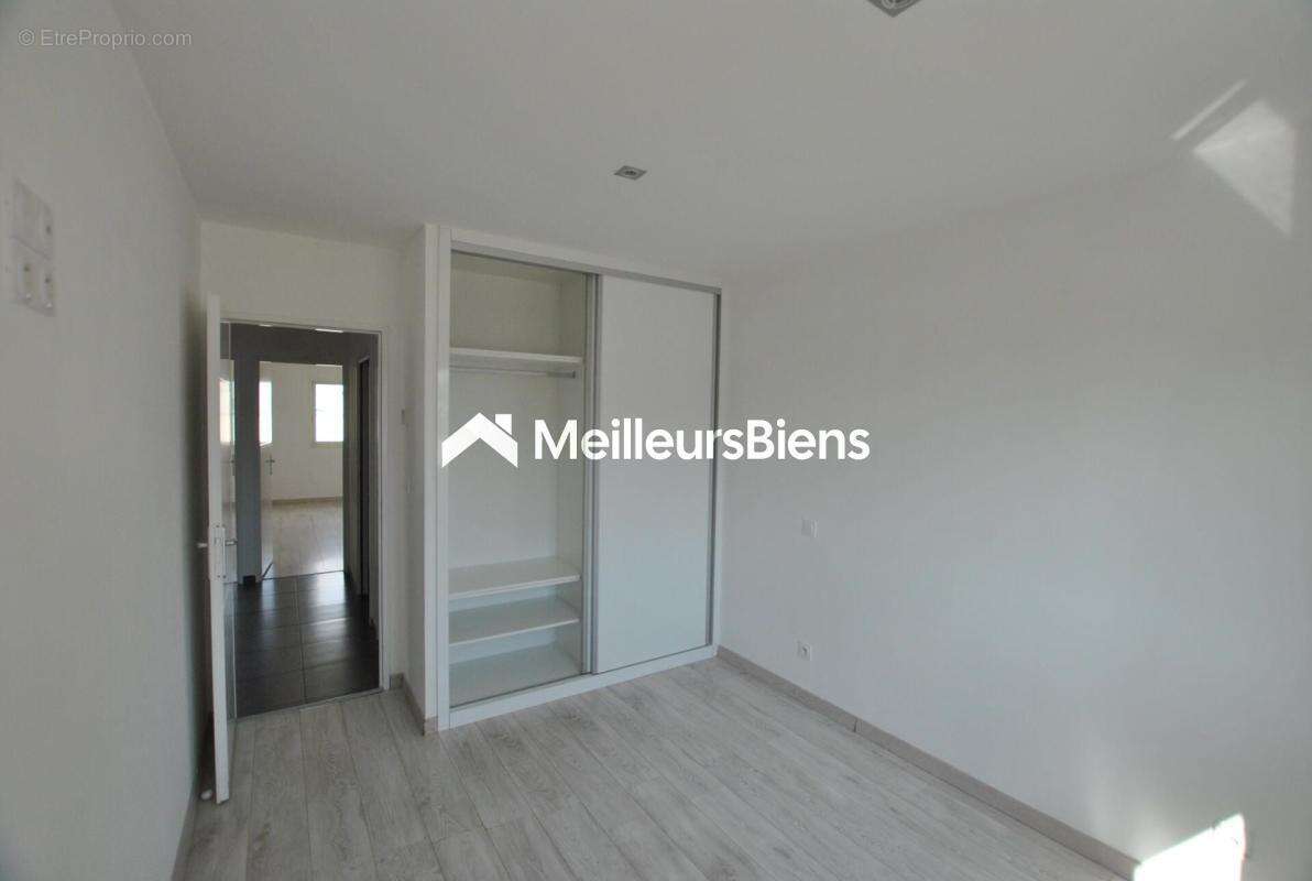 Maison 3 chambres de 110 m² Budget 285 000 € - photo 11