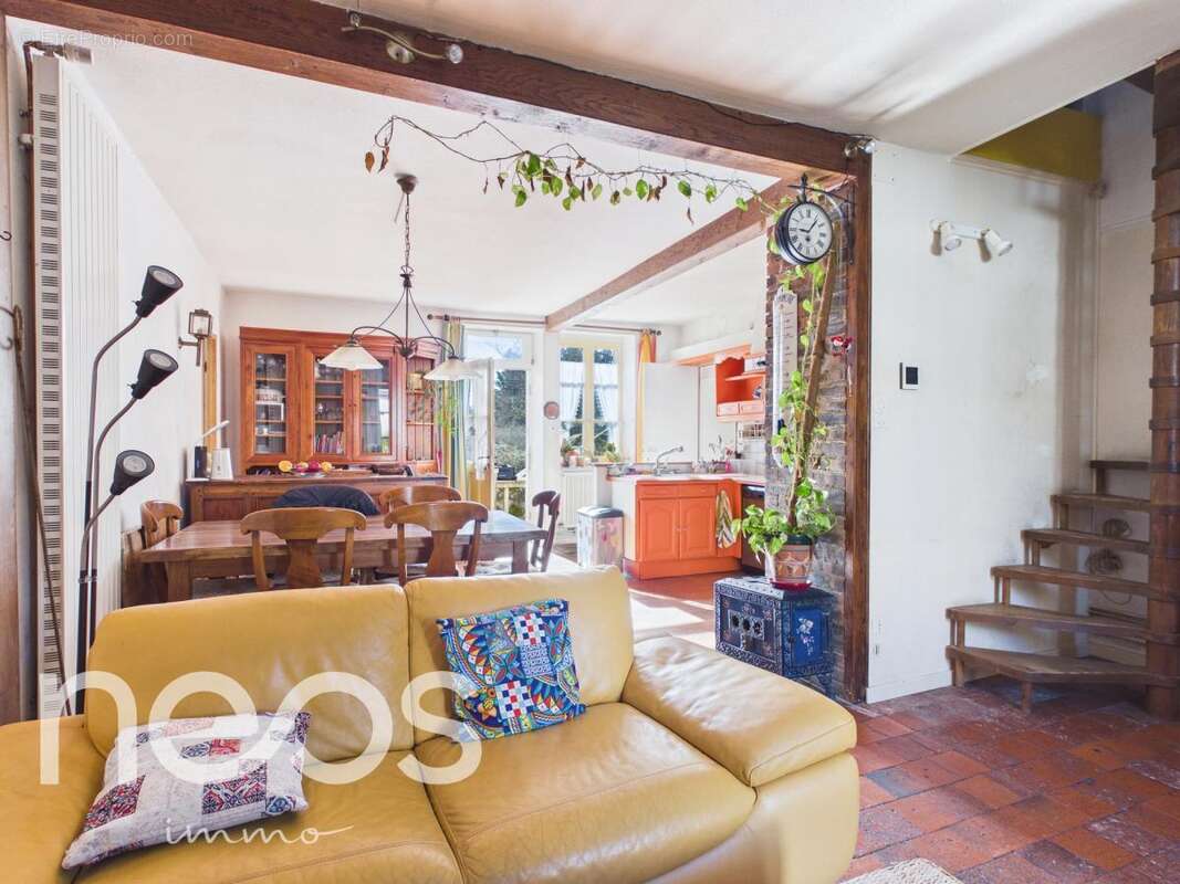 Maison à EPINAC