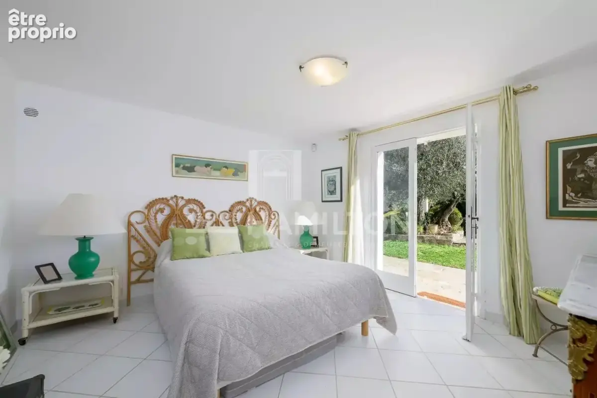 Maison de charme avec piscine à proximité de Valbonne - photo 3