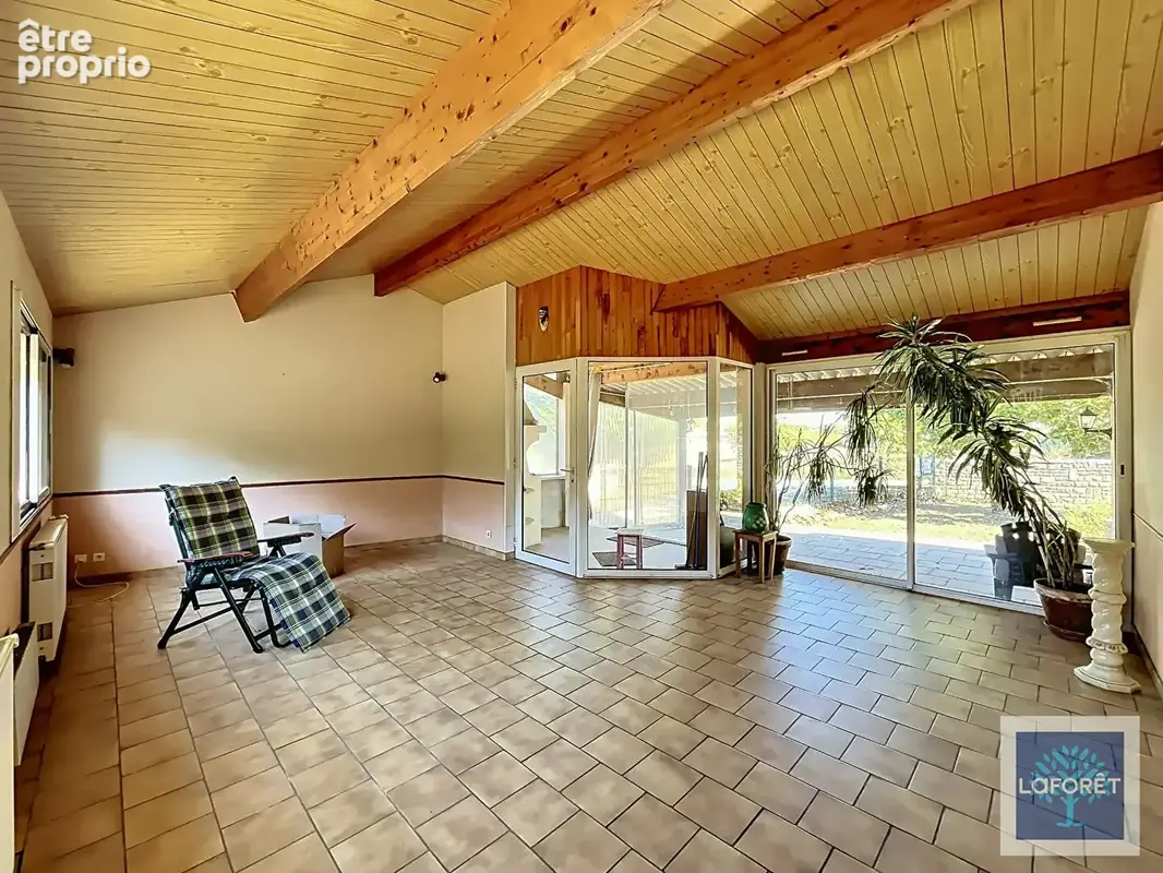 COUP DE COEUR : Maison Familiale à saisir. - photo 2
