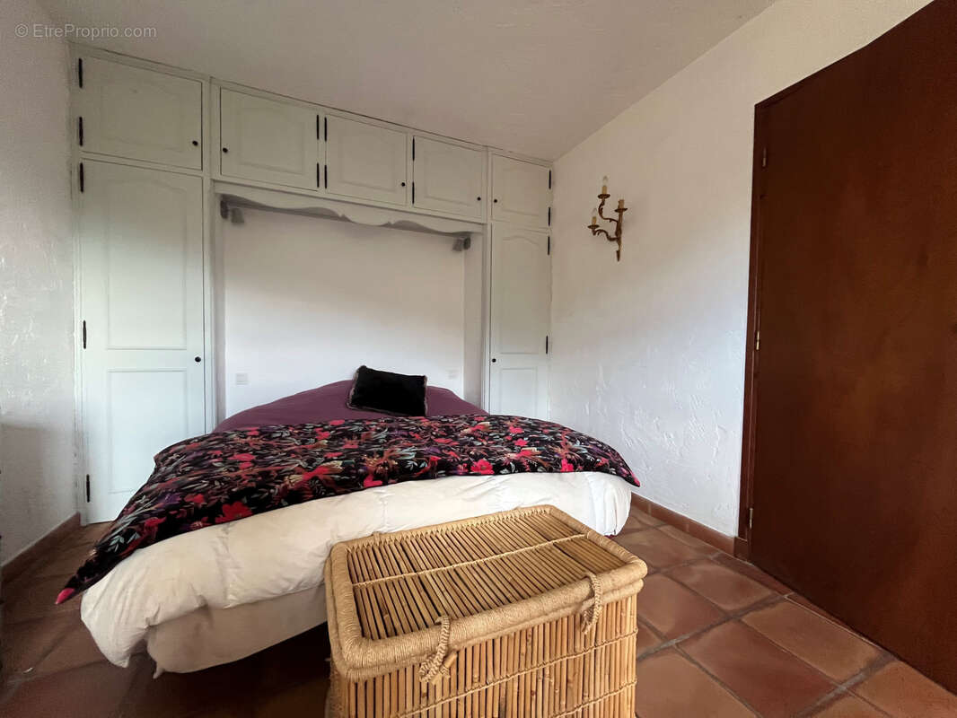 Maison à AURIBEAU-SUR-SIAGNE