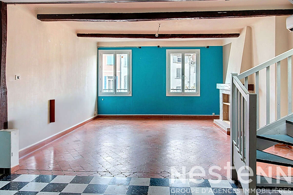 Appartement à DRAGUIGNAN