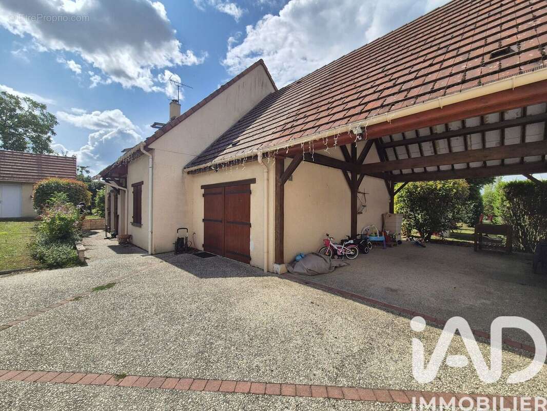 Photo 4 - Maison à CHERISY