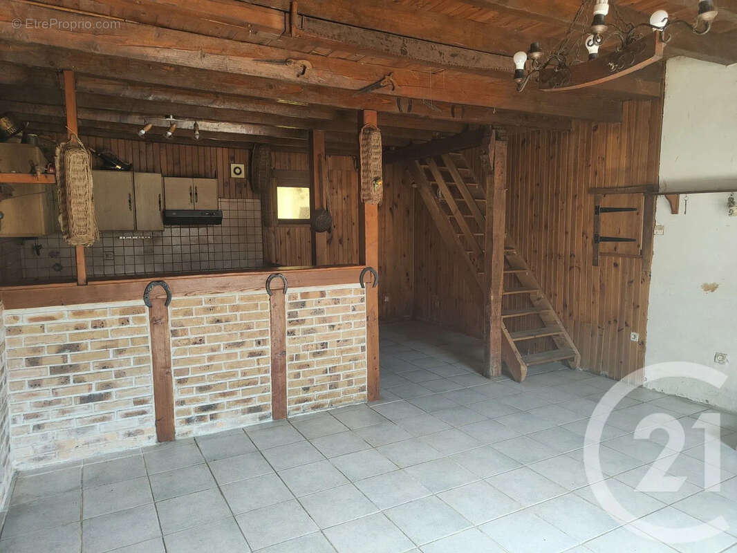 Maison 4 pièces 123 m² à vendre à Garchy (58150) - photo 2