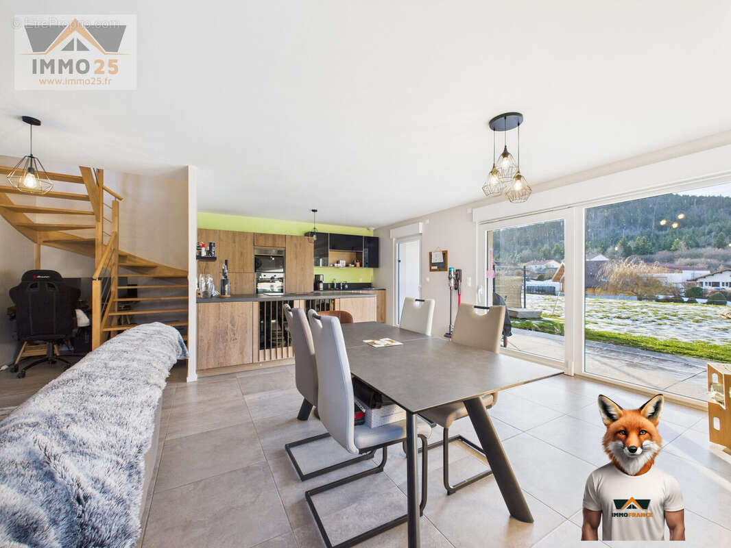 Appartement à ORCHAMPS-VENNES