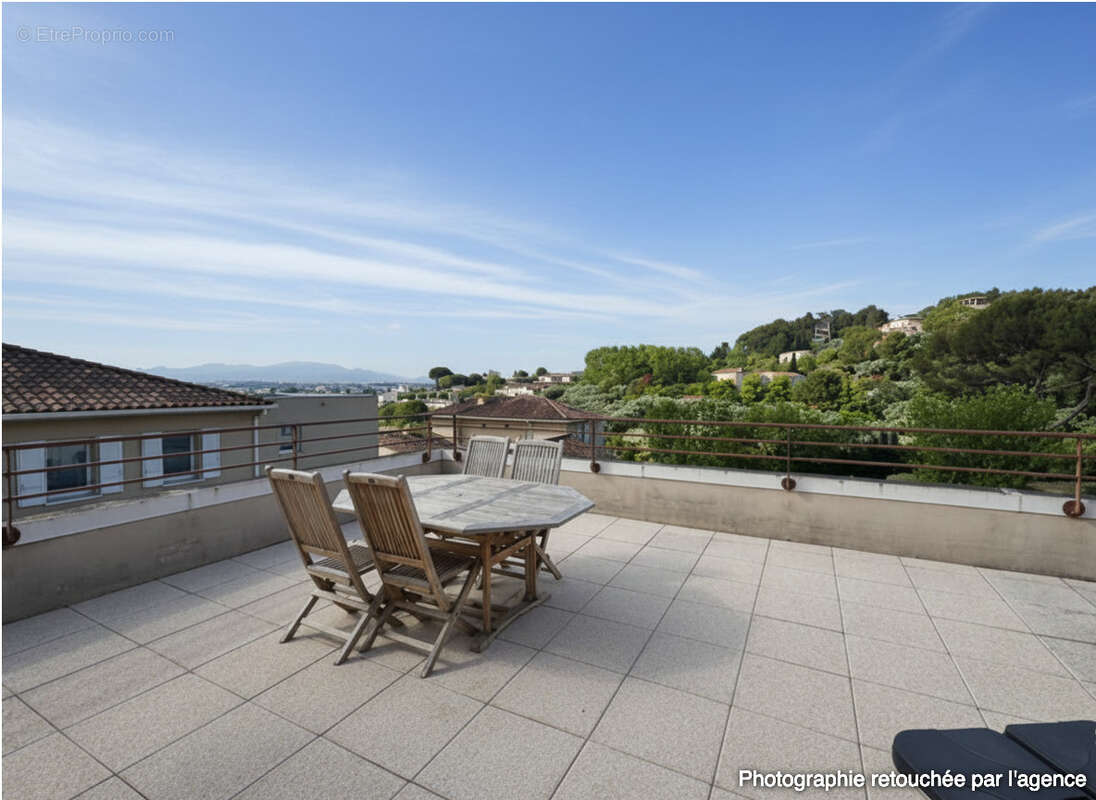 Appartement à MARSEILLE-13E