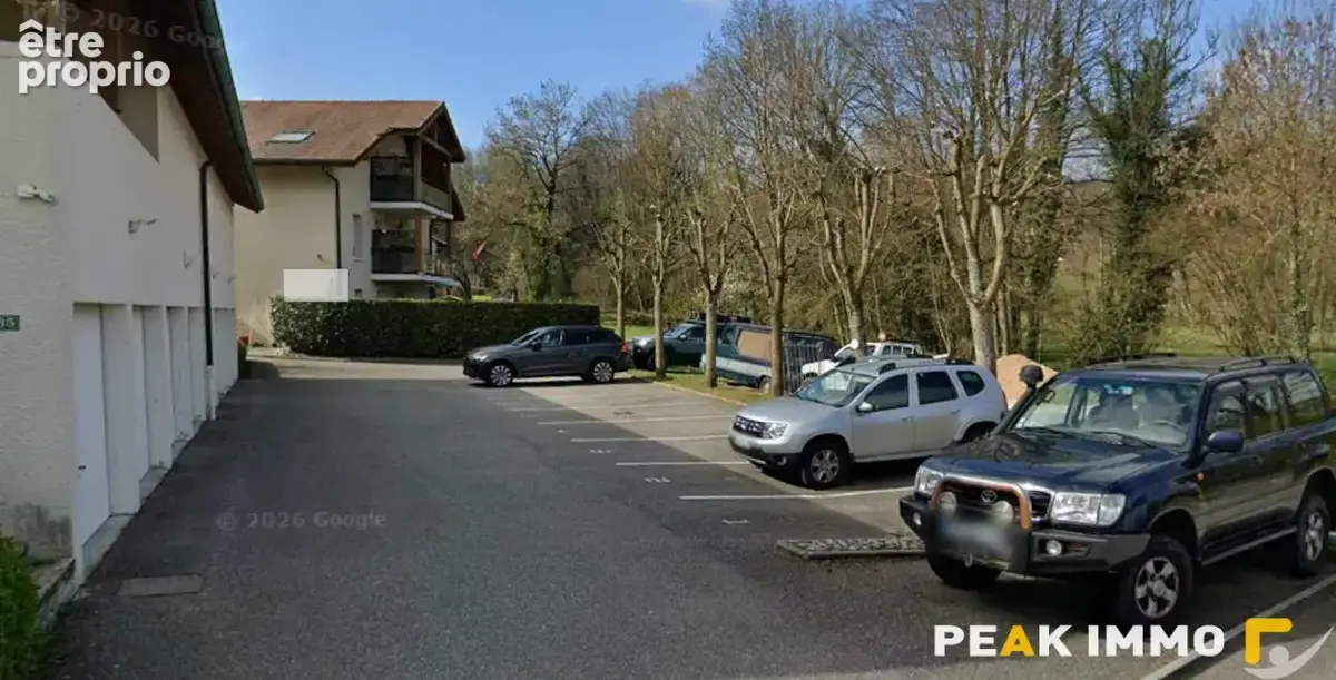 Place de stationnement extérieure - photo 2