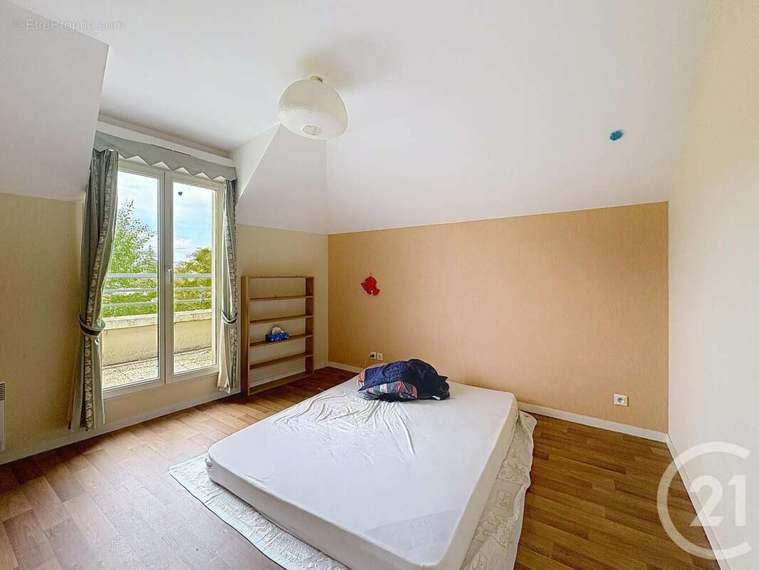 Appartement à MONTEREAU-FAULT-YONNE