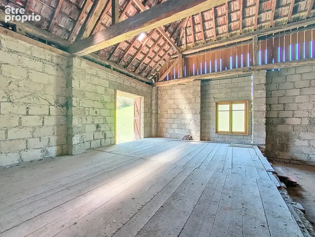 Corps de ferme à rénover au cœur de Cusy - photo 5