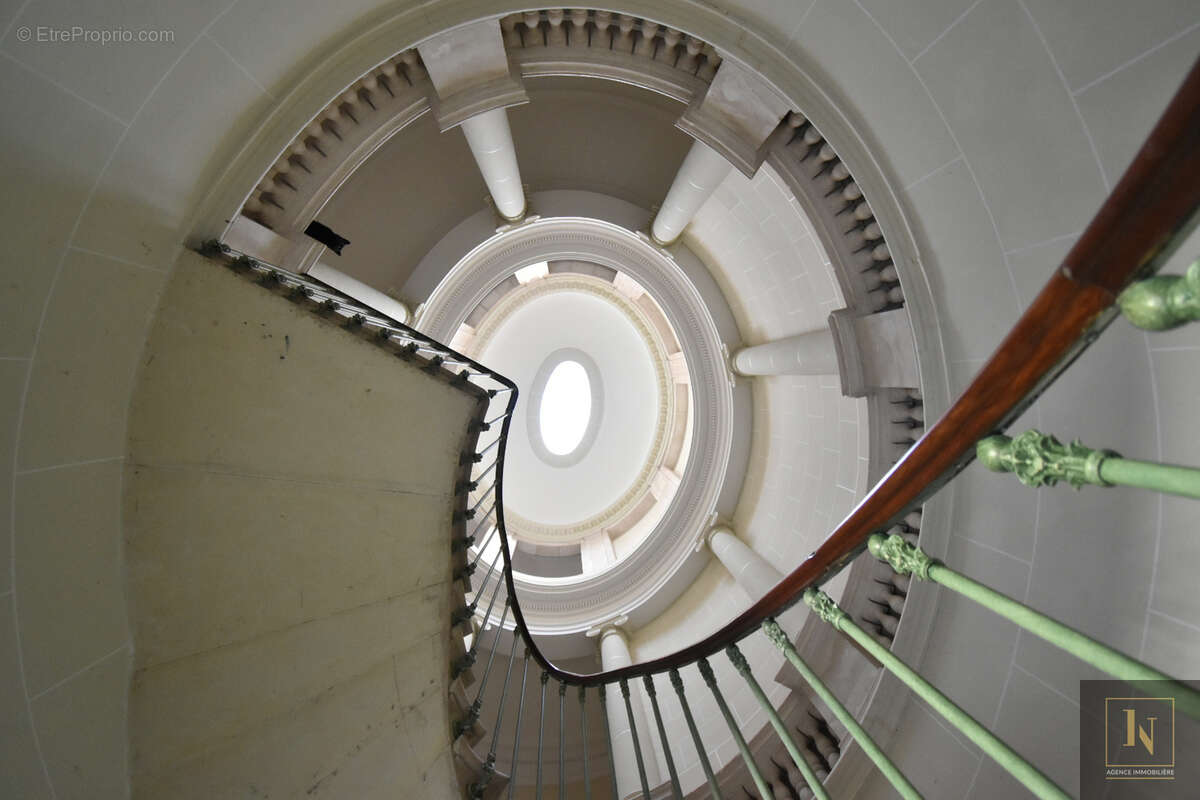 Appartement à LA VARENNE