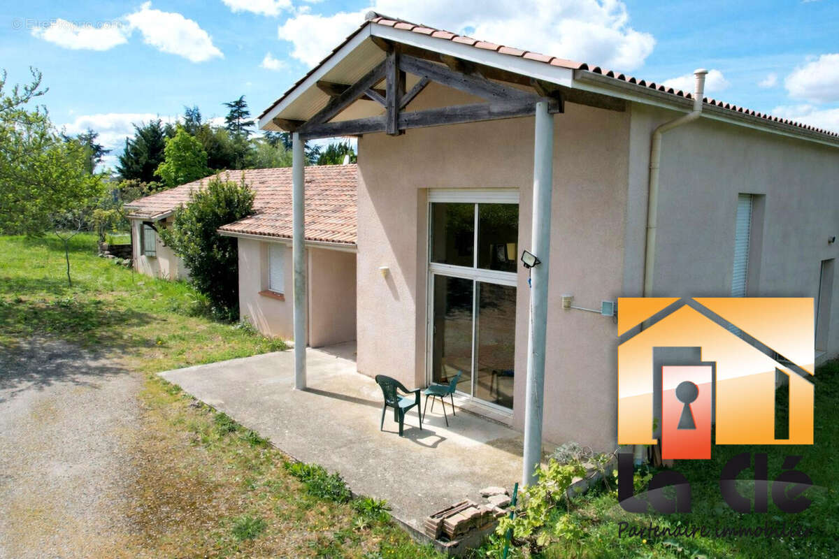 Maison à LA SAUVETAT-DE-SAVERES