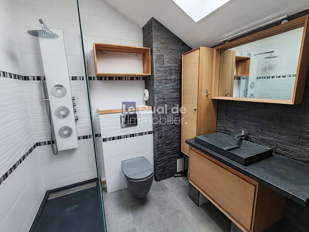 Maison à SAINT-MARTIN-LE-VINOUX