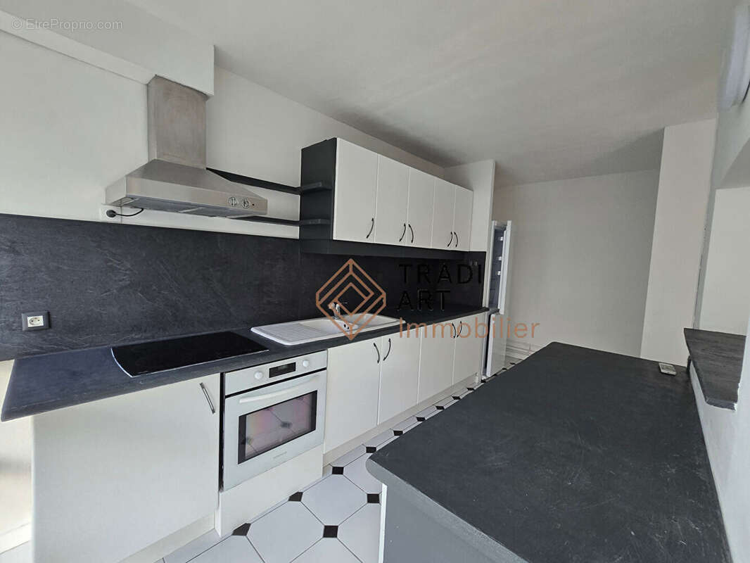 Appartement à SAVIGNY-SUR-ORGE