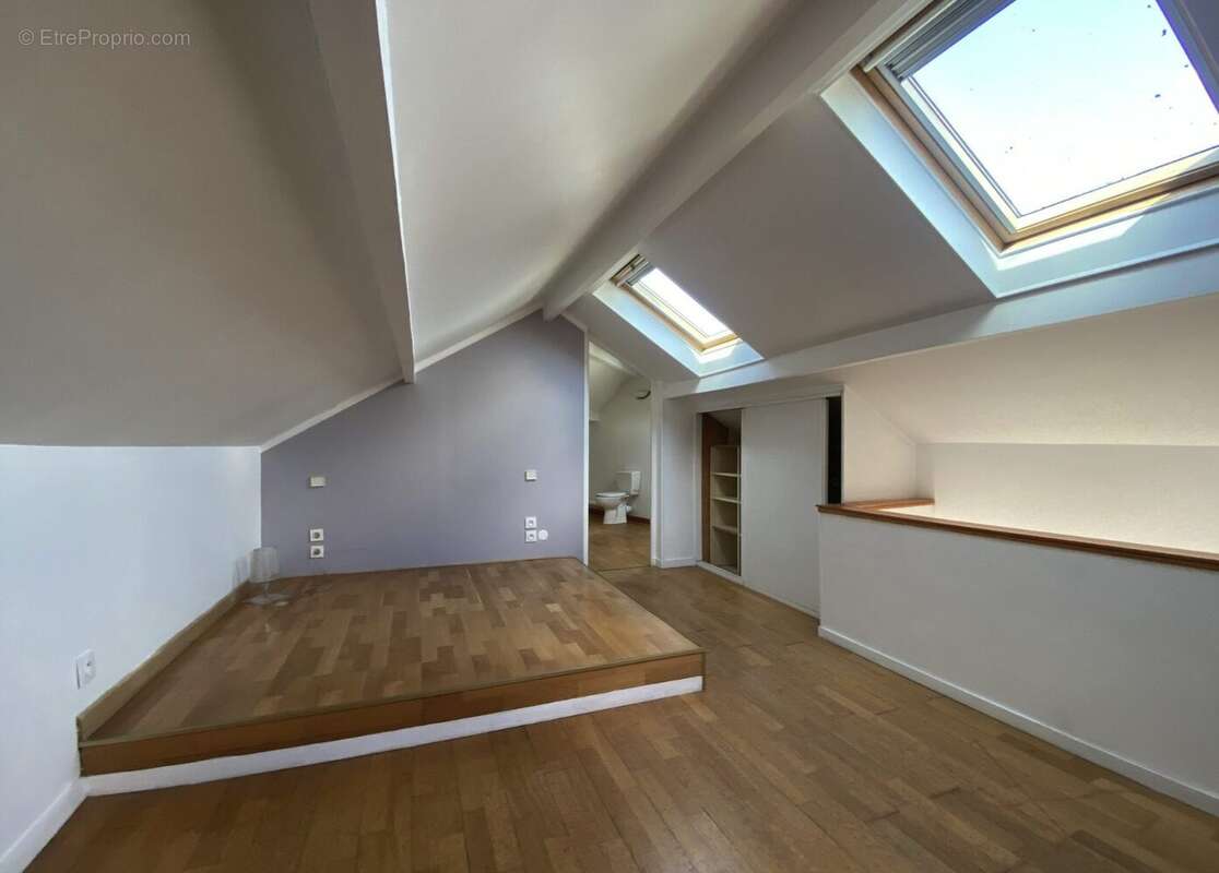 Appartement à NANTERRE