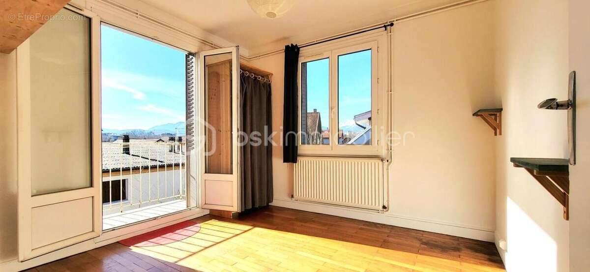 Quadruple exposition avec balcons, garage et cave - photo 10
