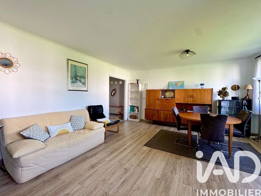 Photo 2 - Appartement à SAINT-MICHEL-SUR-ORGE