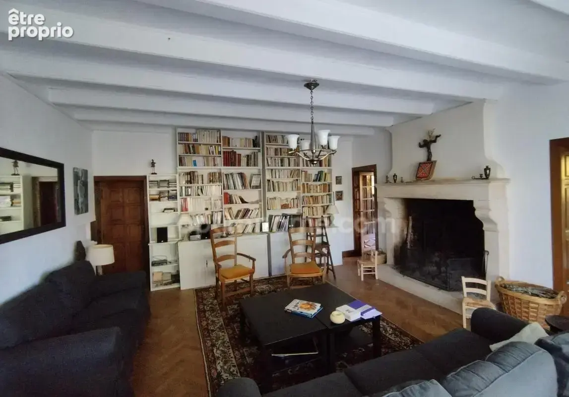 Charente, proche La Rochefoucauld, maison 200 m², piscine couverte avec terrain 5529 m² - photo 3