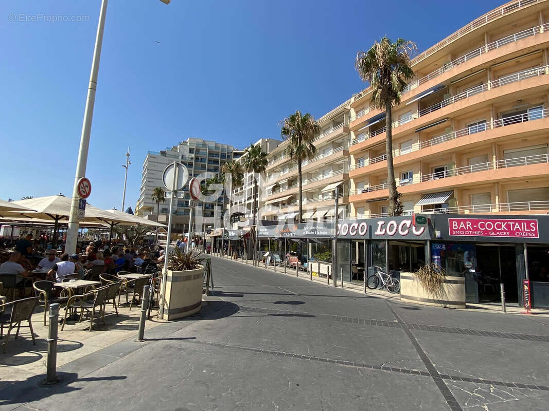 Commerce à CANET-EN-ROUSSILLON