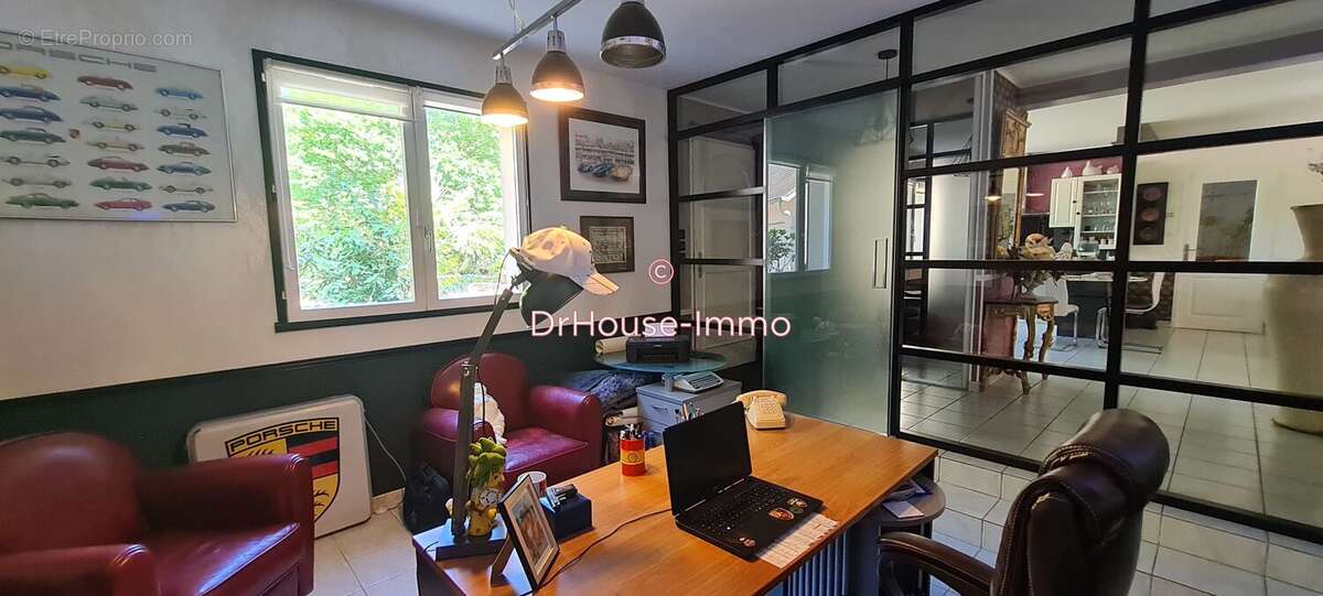 Maison 180 m² à Guecelard  - photo 10