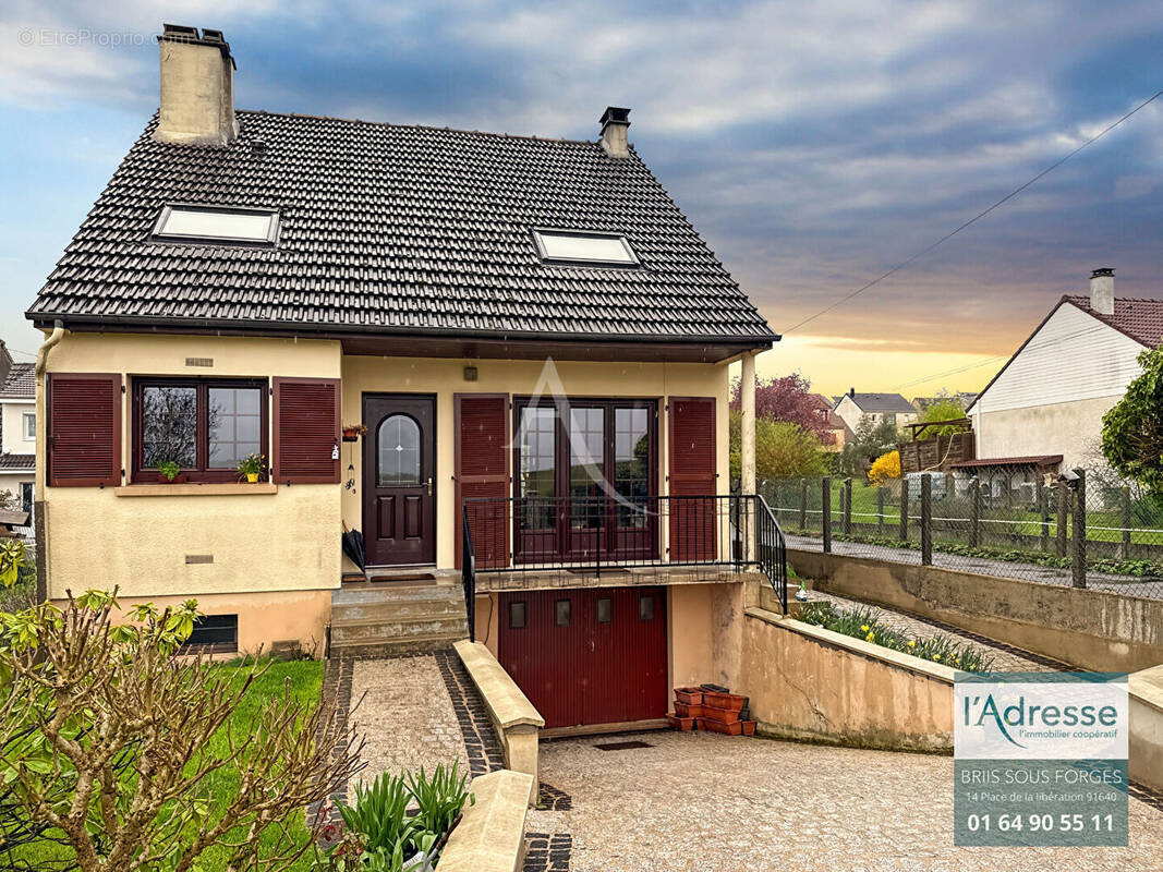 Maison à LA VILLE-DU-BOIS