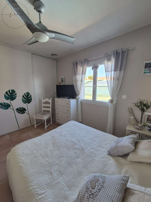 Maison à SAINT-GENIES-DE-FONTEDIT