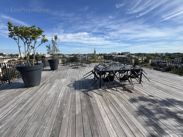 Appartement à BORDEAUX