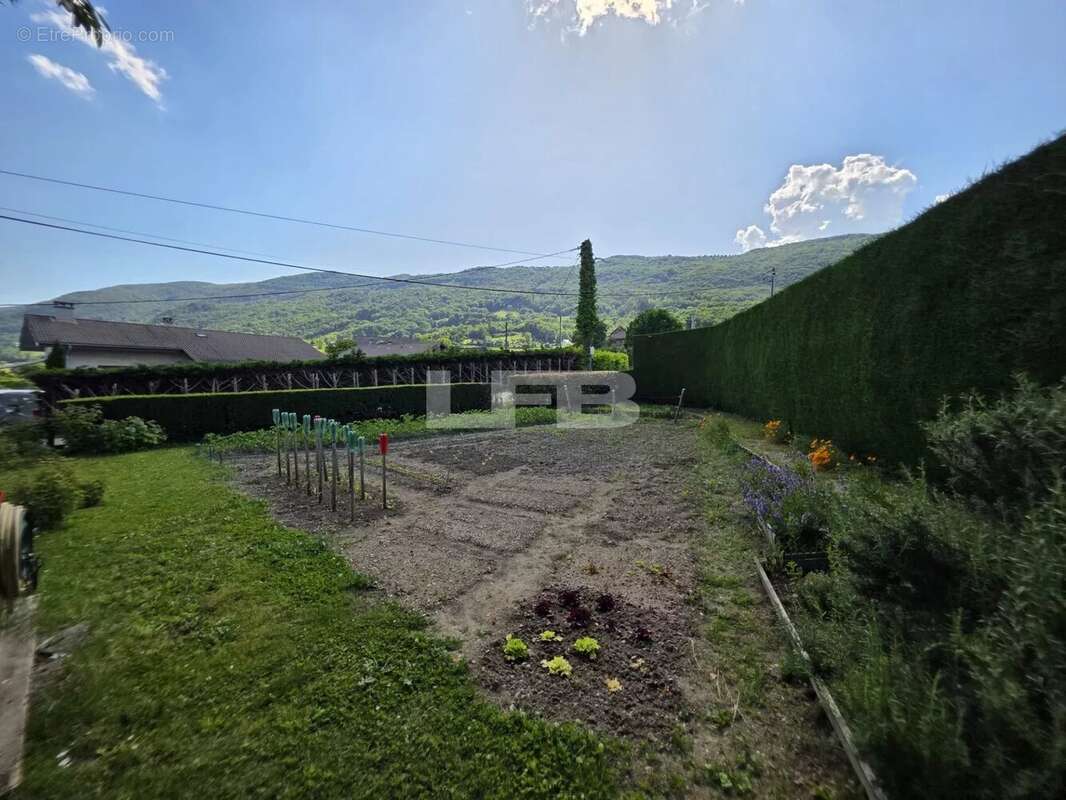 Maison à MOYE