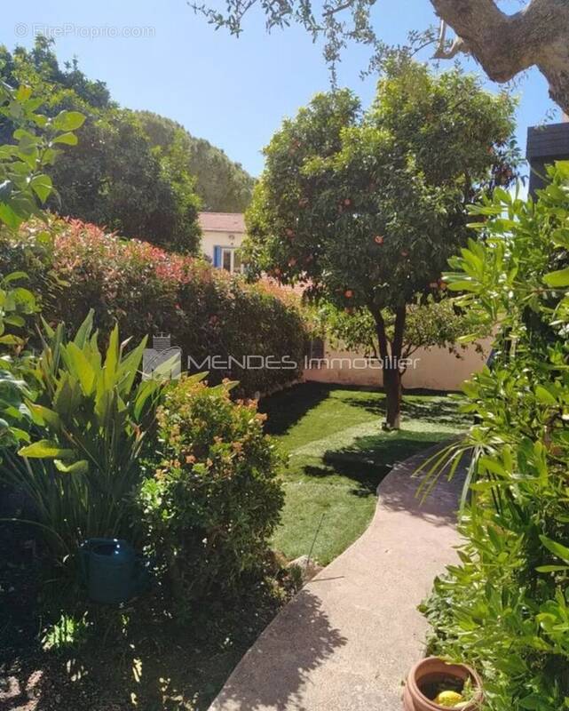 Appartement à ROQUEBRUNE-CAP-MARTIN