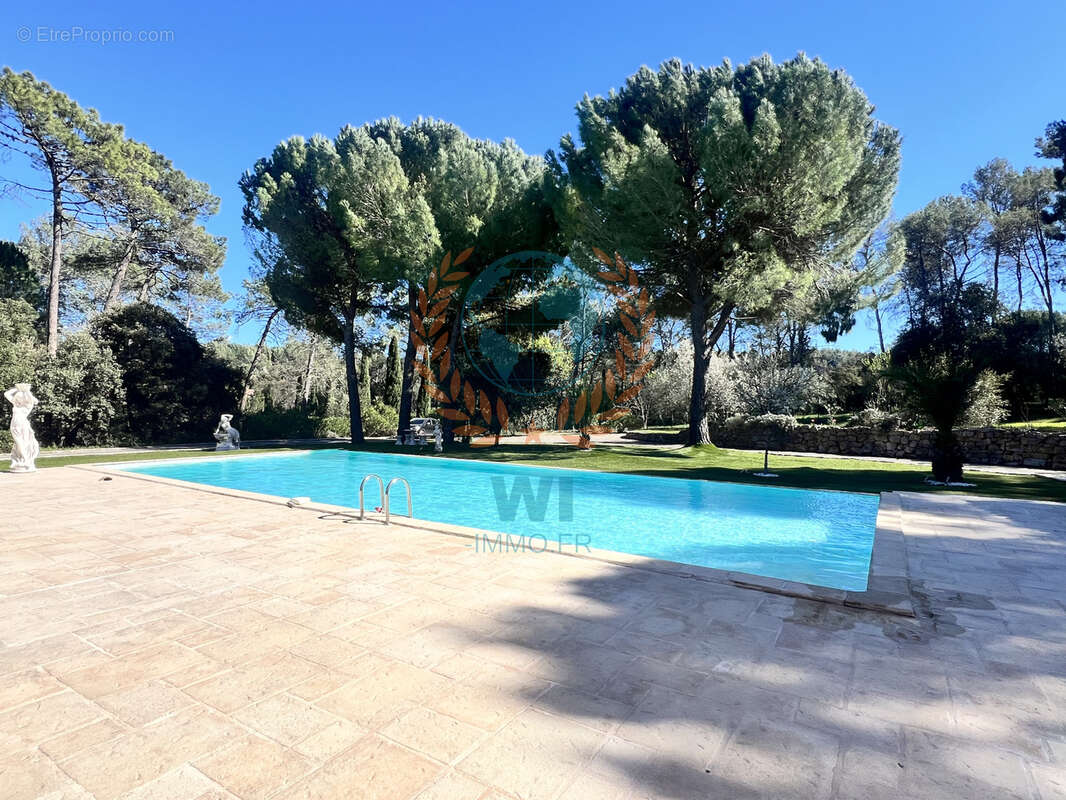 Propriété de charme avec piscine et dépendance - photo 2