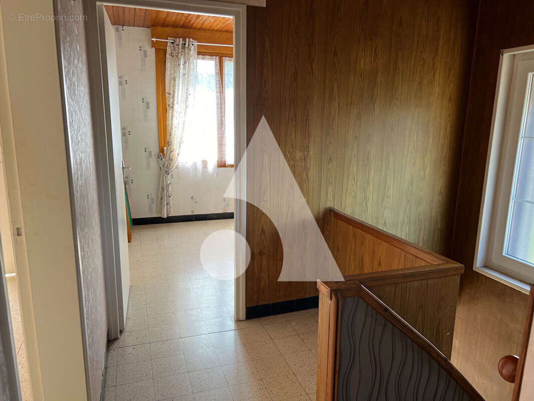 Maison à SAINT-AMAND-LES-EAUX