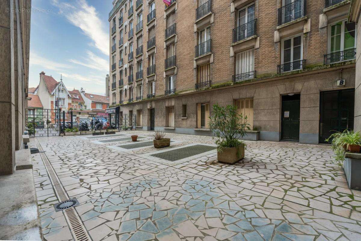 Appartement à COLOMBES