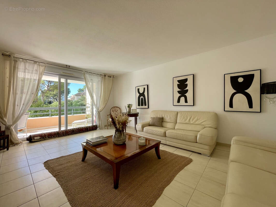 Appartement à FREJUS
